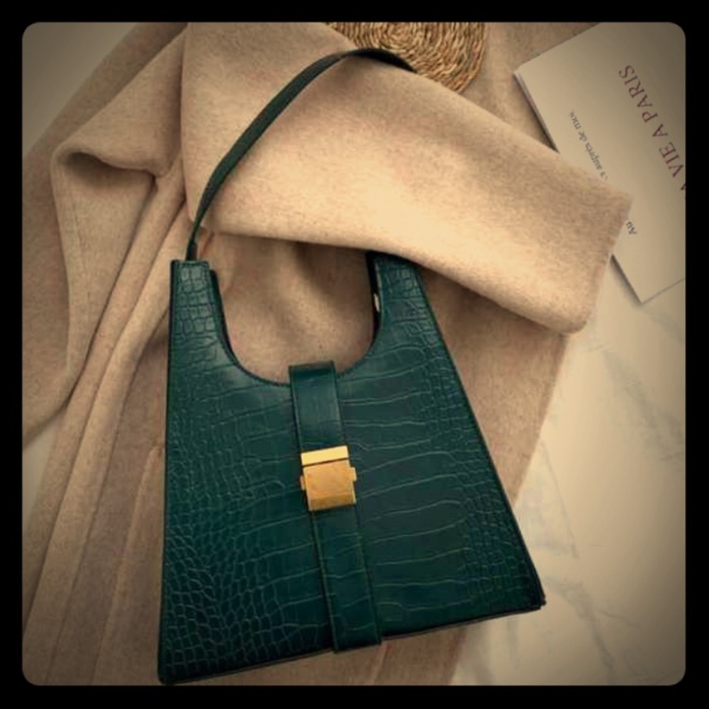 Bag - Picture 1 of 3